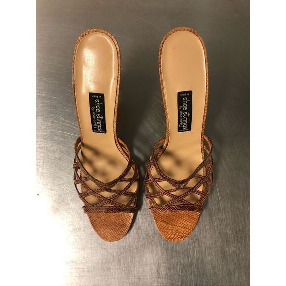 Shoe Strings by Shoe Biz Women’s Open Toe Brown Snakeskin and Leather Heels. No - Picture 2 of 10